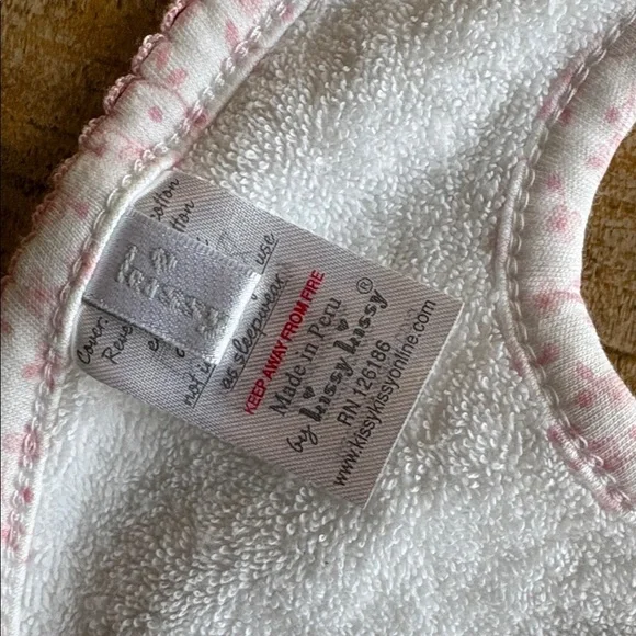 NWOT Kissy Kissy Floral Pink Baby Bib - Picture 3 of 4